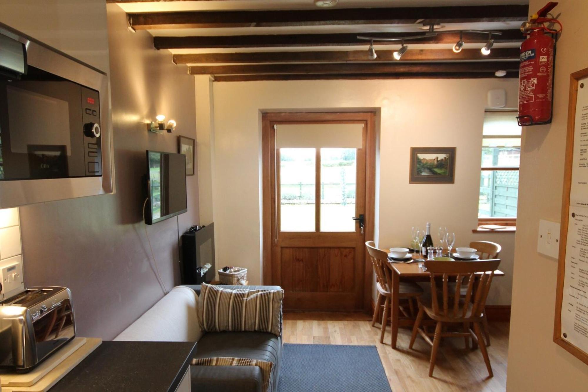 Whitley Elm Cottages Warwick  Room photo